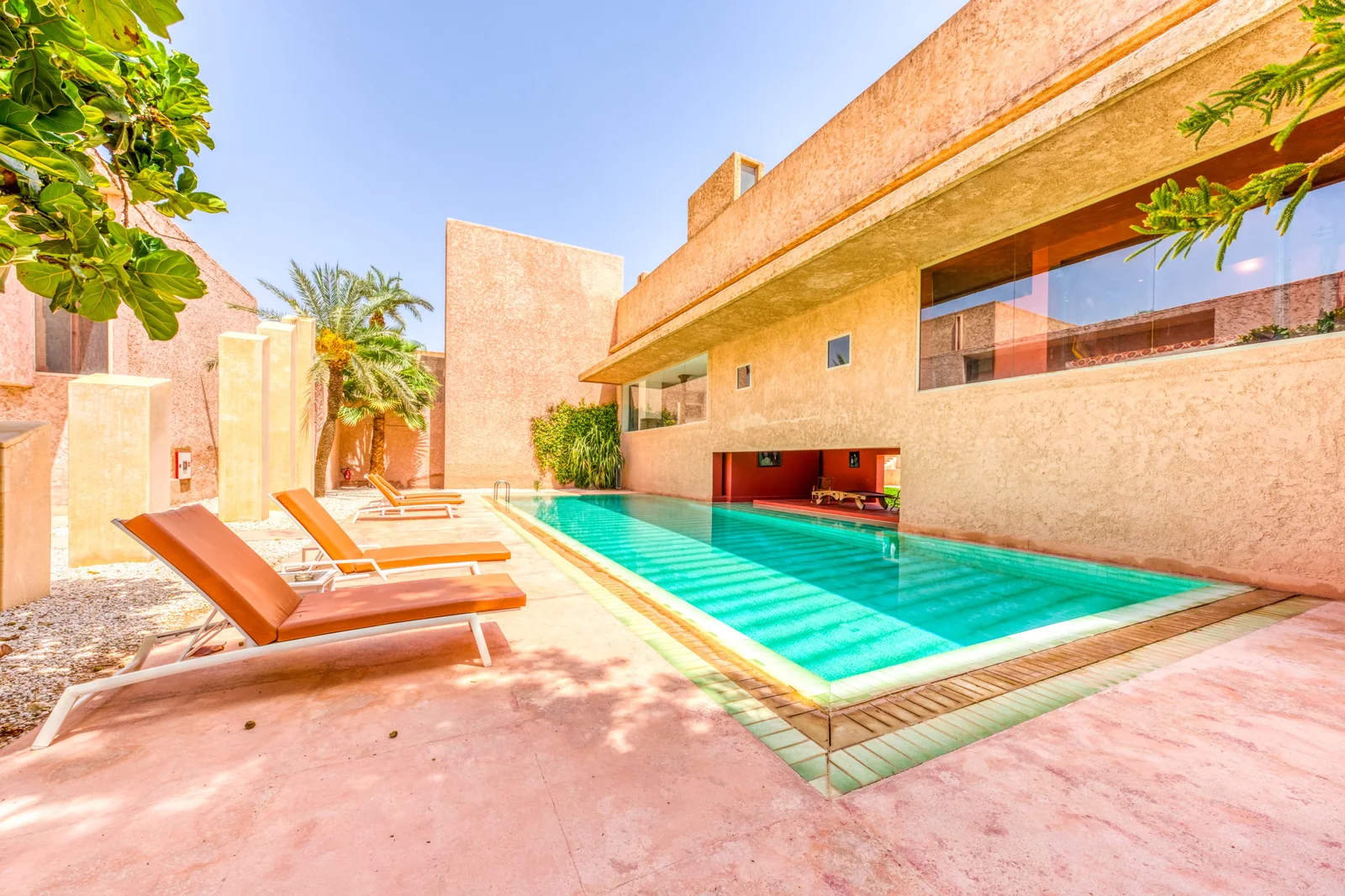 Piscine privée et architecture