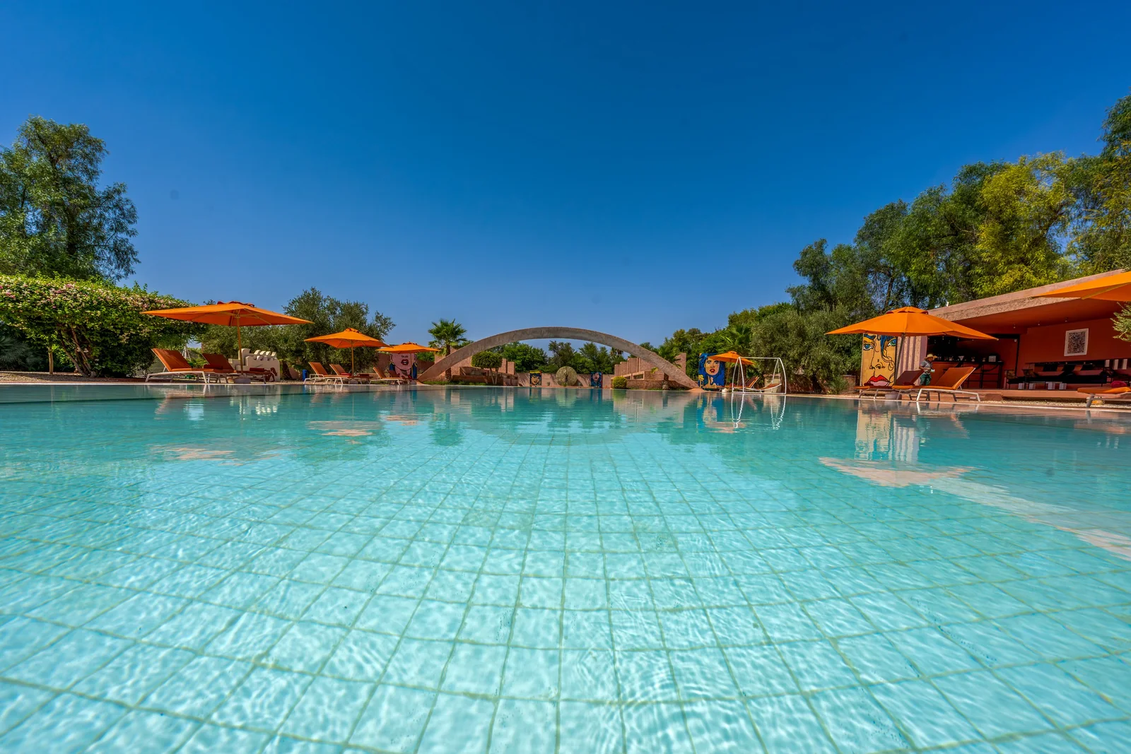 La grande piscine au fil de l’eau